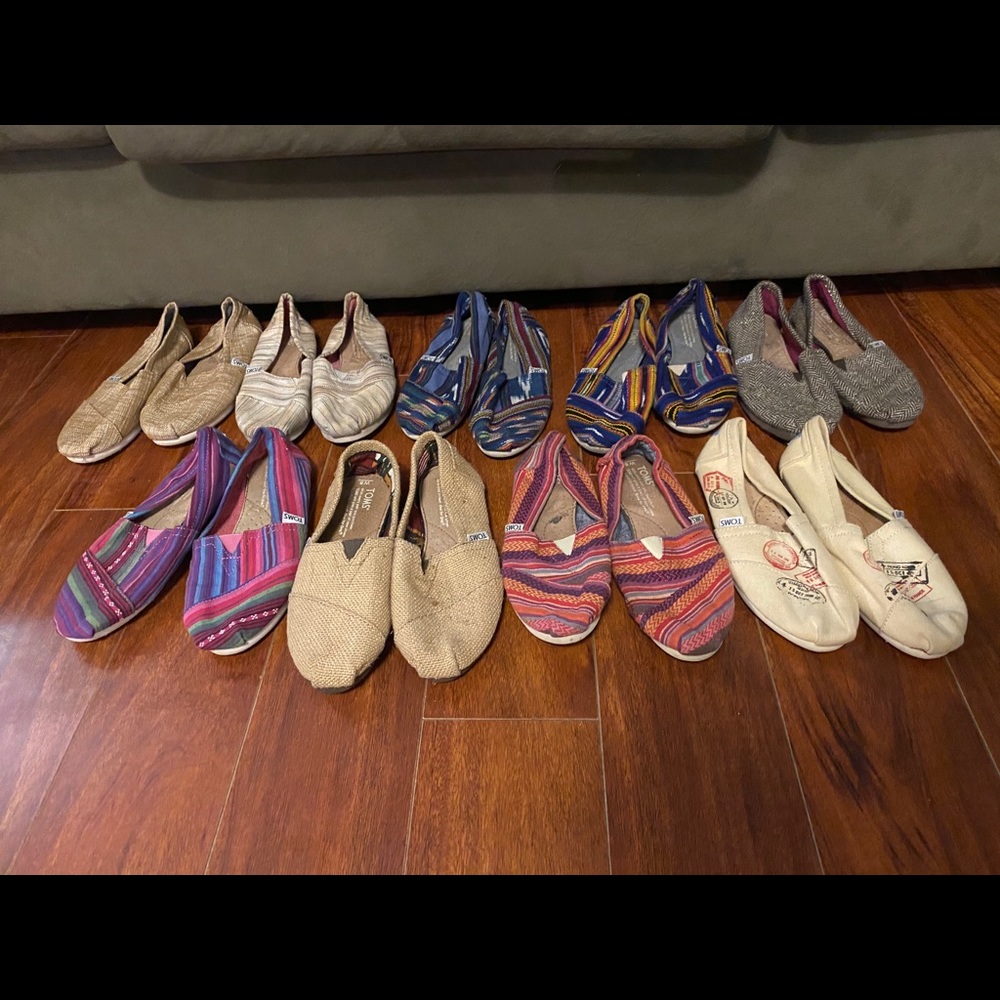 Lot of Toms